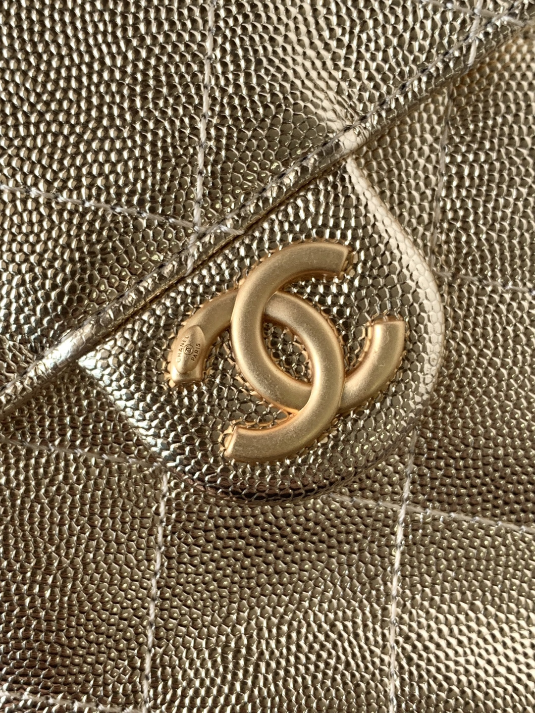 Chanel Style Black Leather Hobo Bag style reference detail image 8 from source 785858
