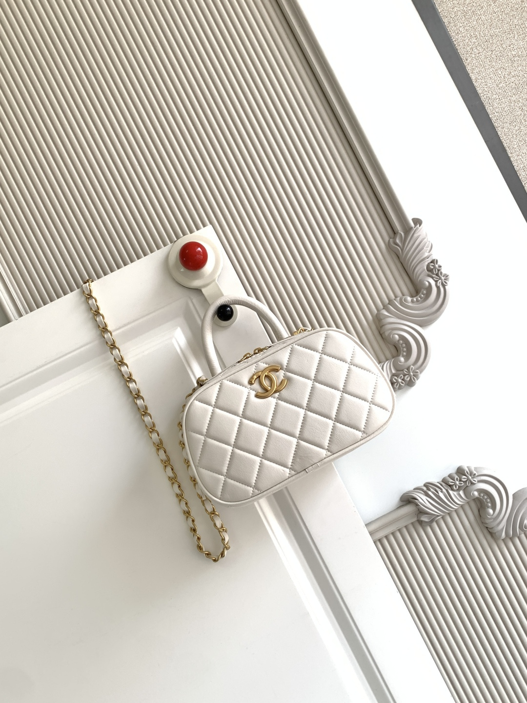 Chanel AS5572 CHANEL新款 25A高级手工坊 Maxi 保龄球 中古感满满