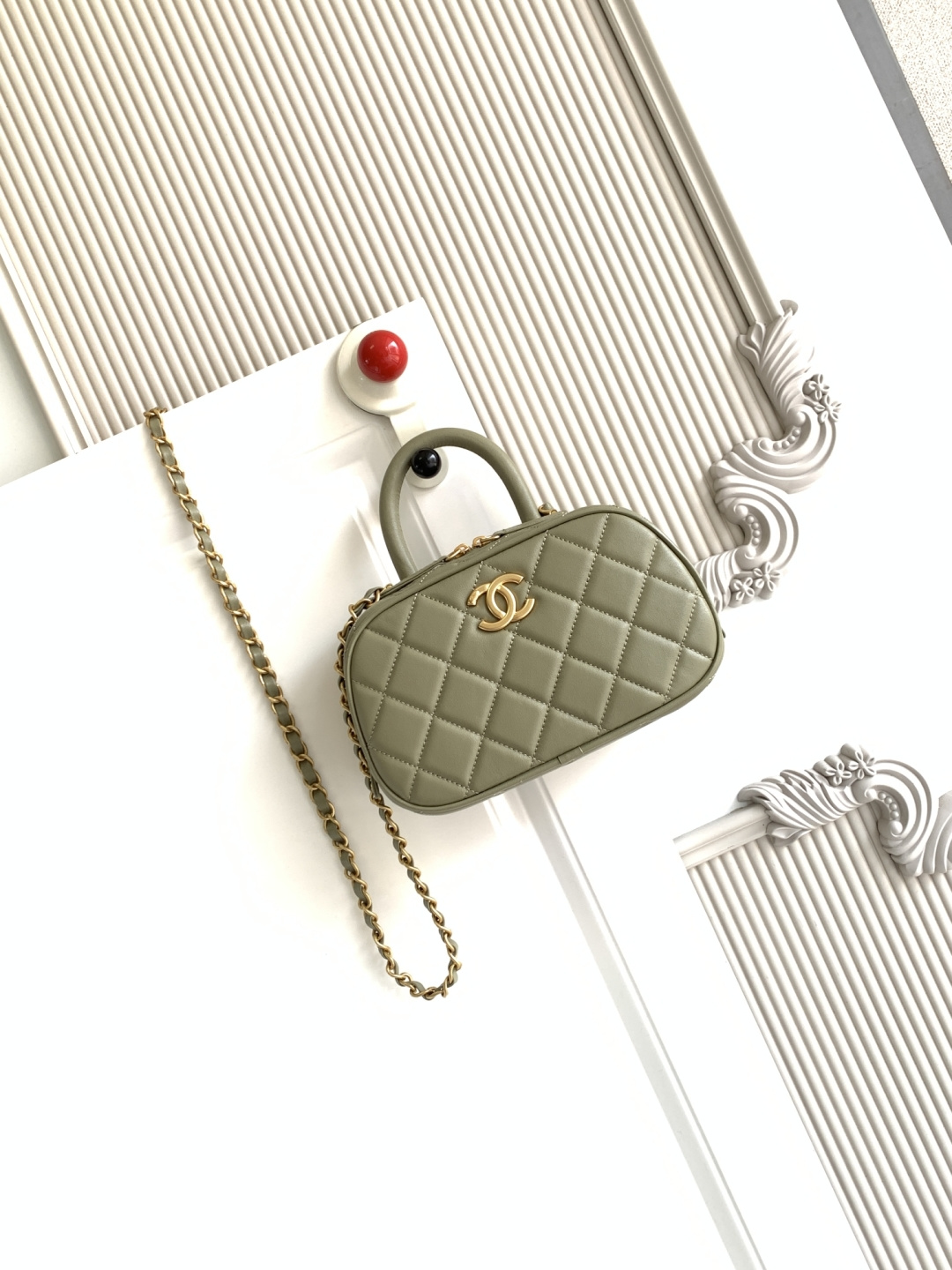 Chanel AS5572 CHANEL新款 25A高级手工坊 Maxi 保龄球 中古感满满
