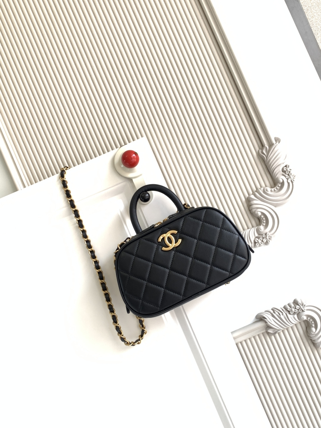 Chanel AS5572 CHANEL新款 25A高级手工坊 Maxi 保龄球 中古感满满
