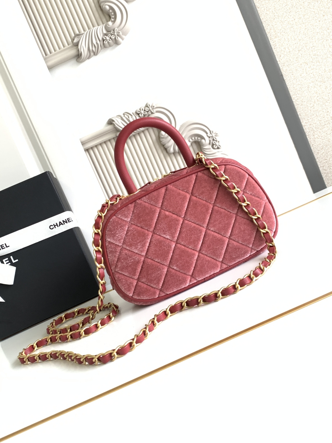 Chanel AS5572 CHANEL新款 25A高级手工坊 Maxi 保龄球 中古感满满
