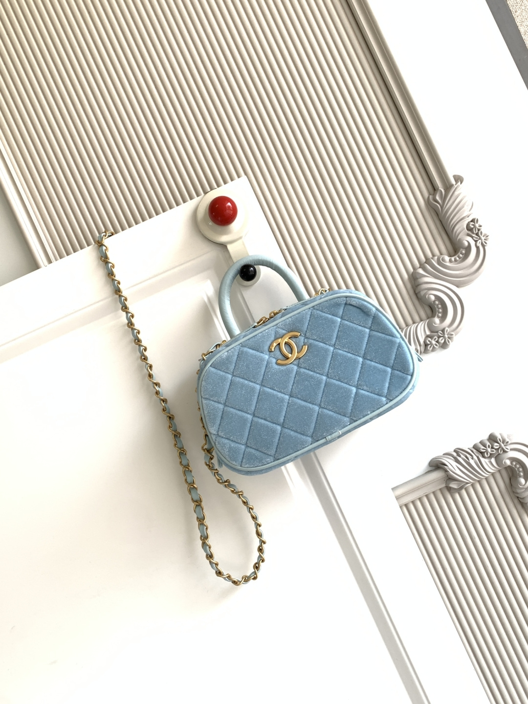 Chanel AS5572 CHANEL新款 25A高级手工坊 Maxi 保龄球 中古感满满