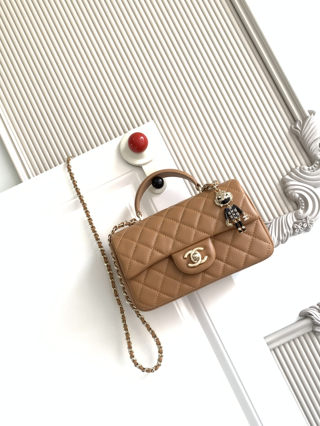 Chanel CF handle 手提包 AS2431 菱格口盖包 配人头挂饰 饰以 链子搭配手提