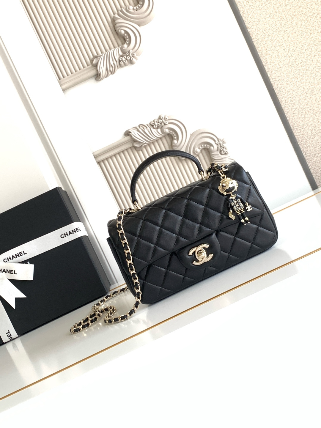 Chanel CF handle 手提包 AS2431 菱格口盖包 配人头挂饰 饰以 链子搭配手提