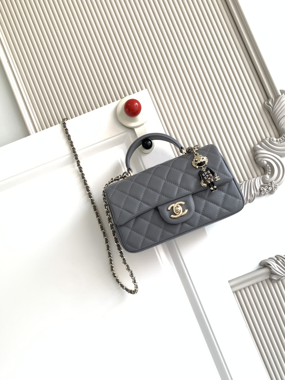 Chanel CF handle 手提包 AS2431 菱格口盖包 配人头挂饰 饰以 链子搭配手提