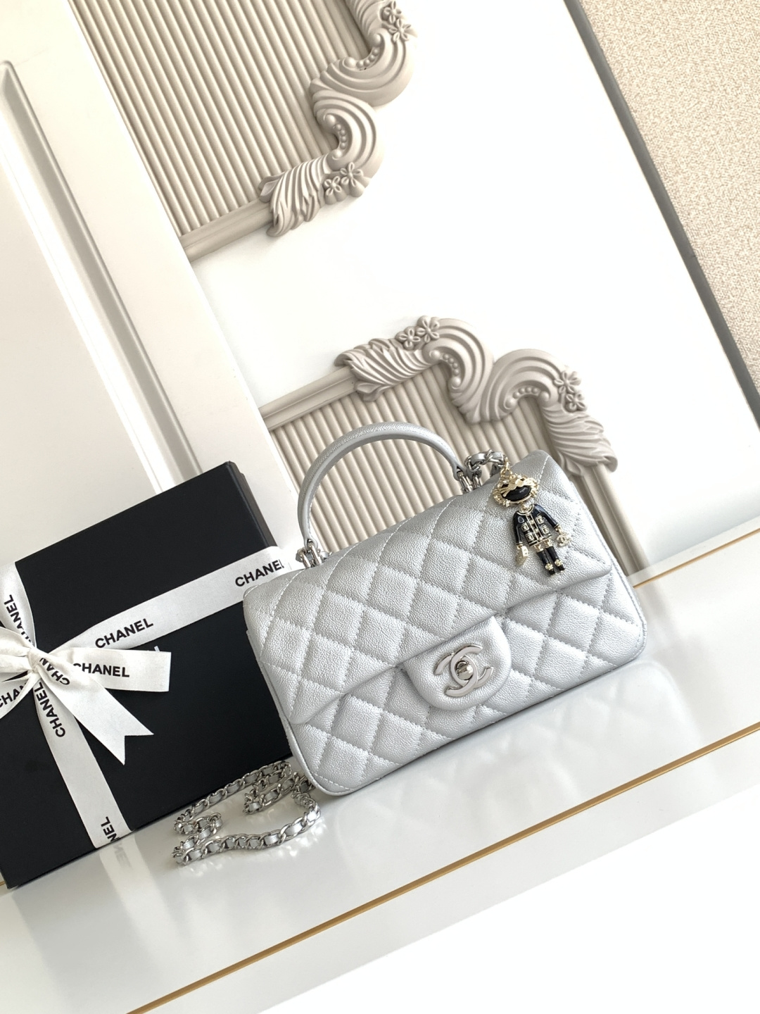 Chanel CF handle 手提包 AS2431 菱格口盖包 配人头挂饰 饰以 链子搭配手提