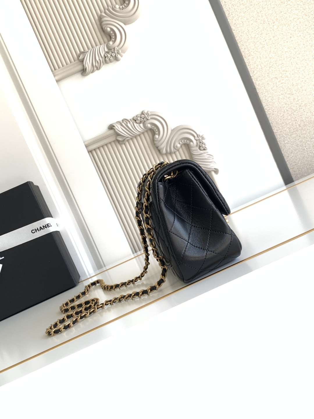 Chanel CHANEL 25b双C调节扣方胖子、回归款双logo链条包 感的亮面羊皮