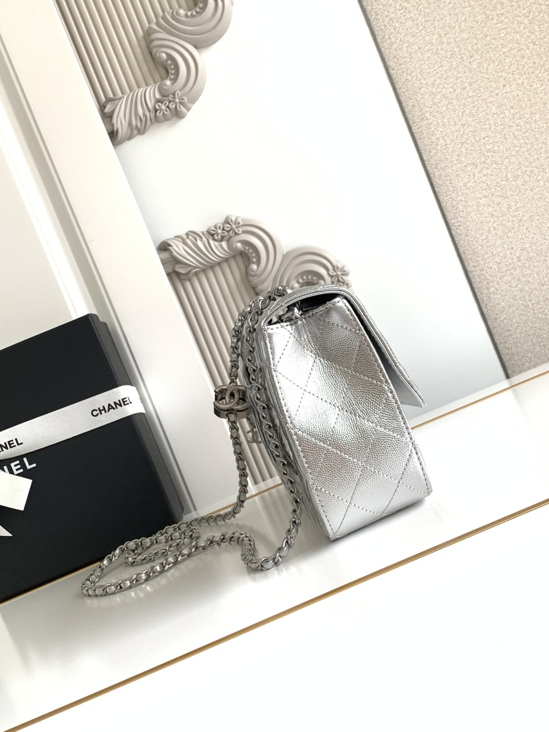 Chanel CHANEL 25b双C调节扣方胖子、回归款双logo链条包 感的小球纹
