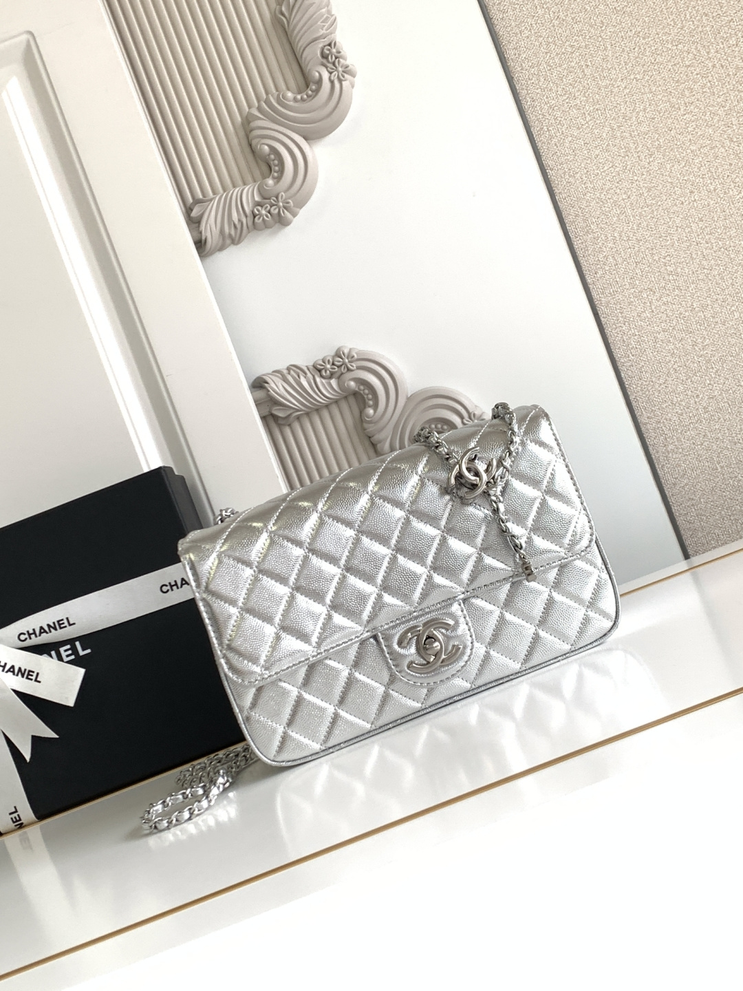 Chanel CHANEL 25b双C调节扣方胖子、回归款双logo链条包 感的小球纹