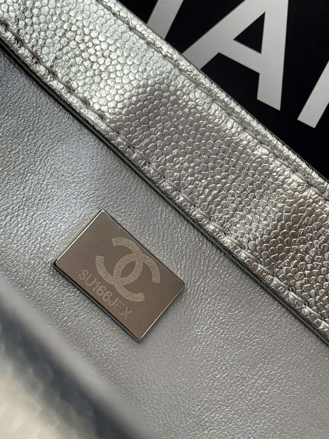 Chanel CHANEL 25b双C调节扣方胖子、回归款双logo链条包 感的小球纹