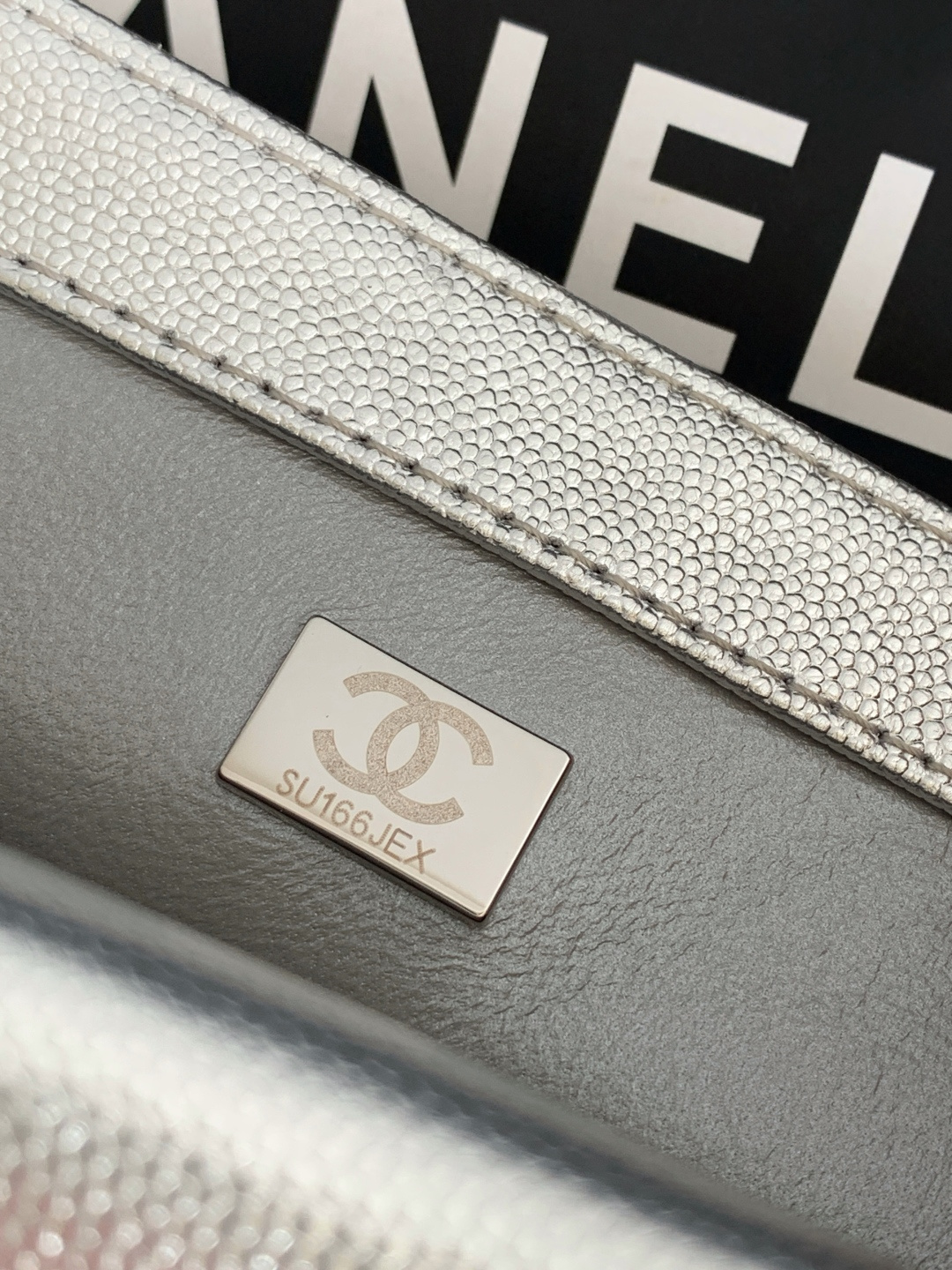Chanel CHANEL 25b双C调节扣方胖子、回归款双logo链条包 感的小球纹