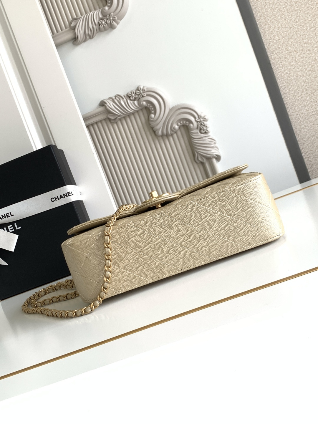 Chanel CHANEL 25b双C调节扣方胖子、回归款双logo链条包 感的小球纹