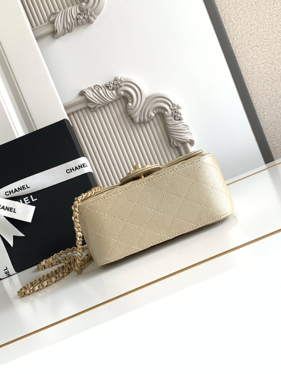 Chanel CHANEL 25b双C调节扣方胖子、回归款双logo链条包 感的小球纹
