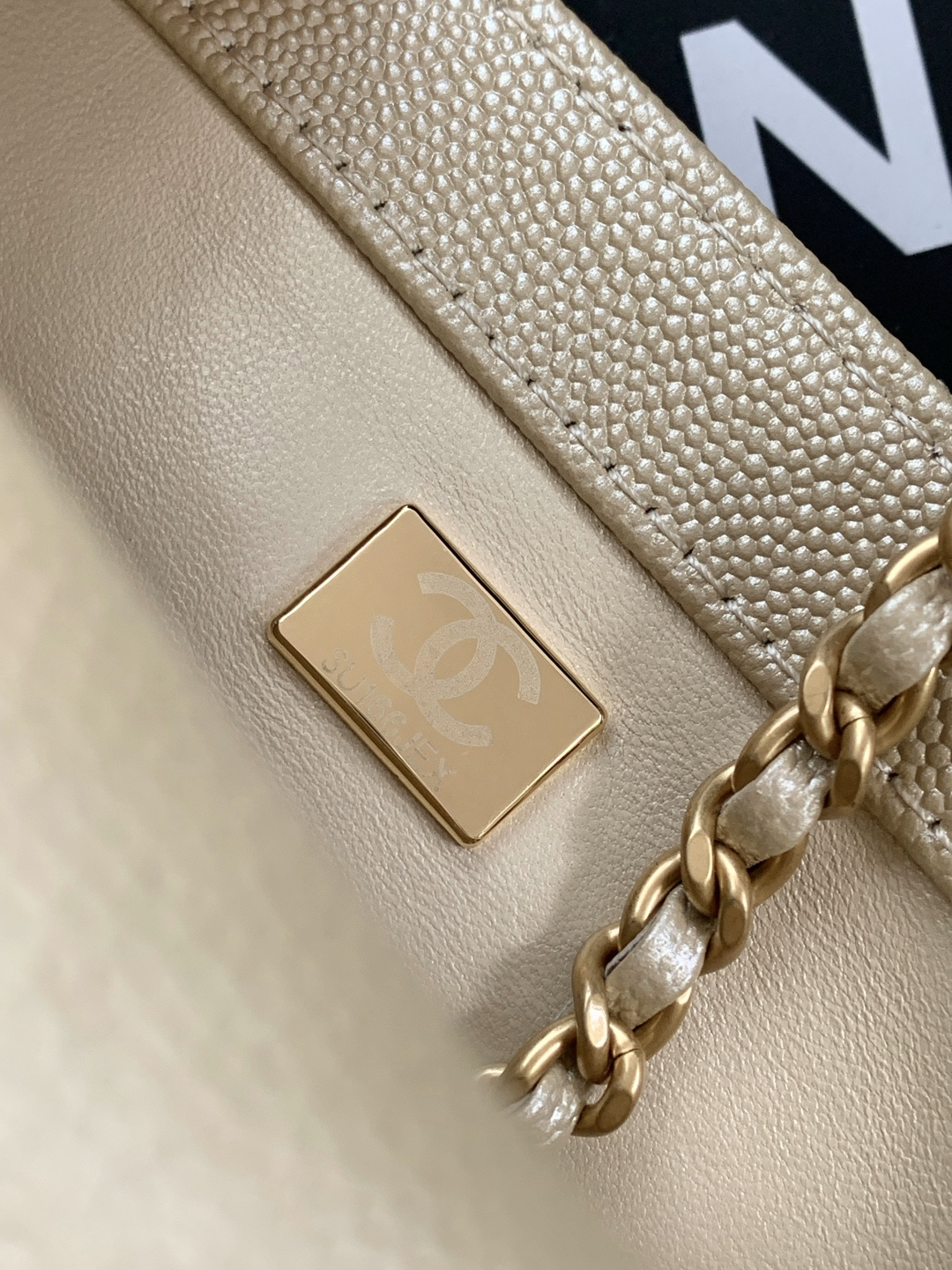 Chanel CHANEL 25b双C调节扣方胖子、回归款双logo链条包 感的小球纹