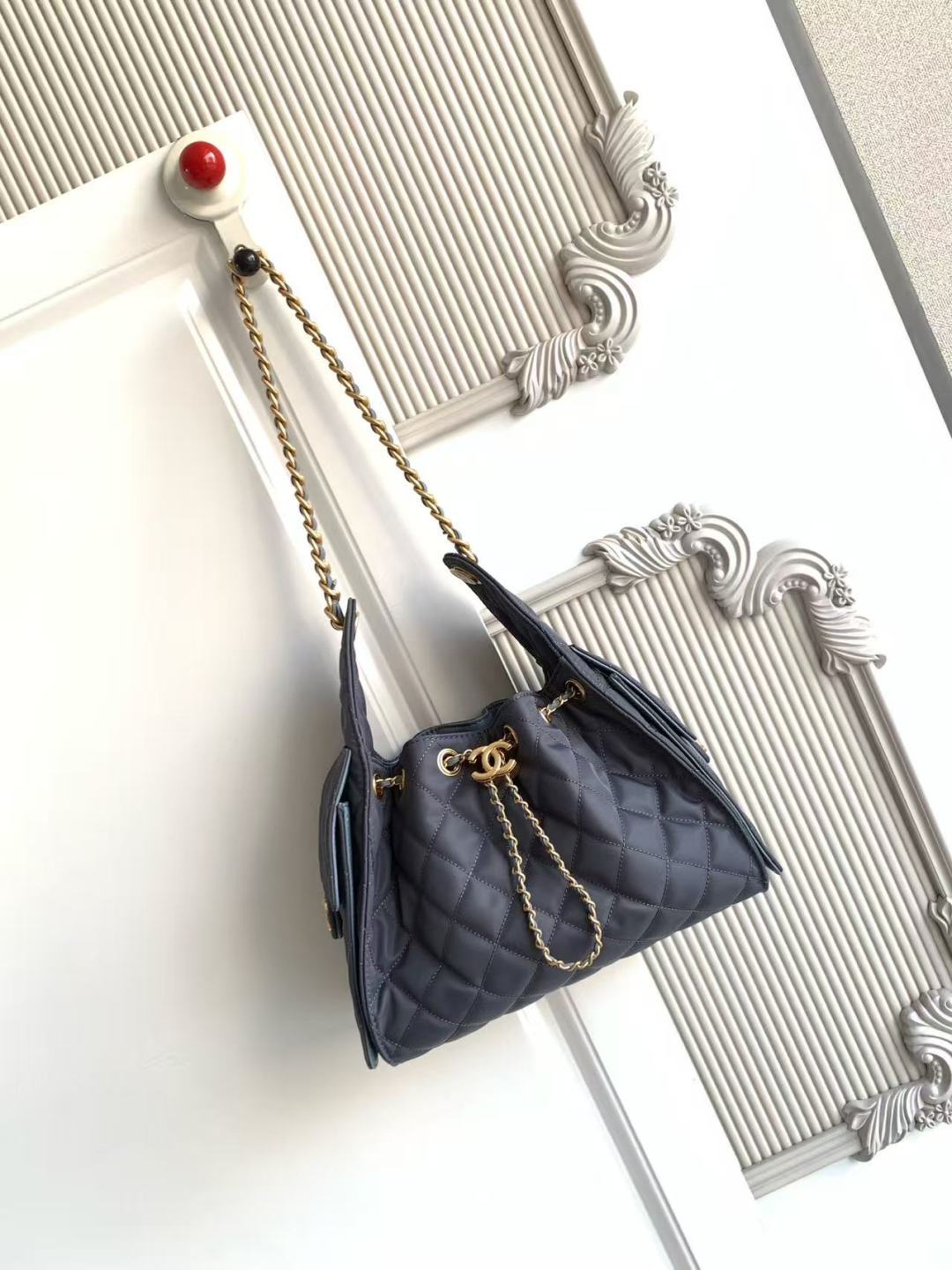 Chanel 25款又一个以年份命名的款 25c布嘻哈包