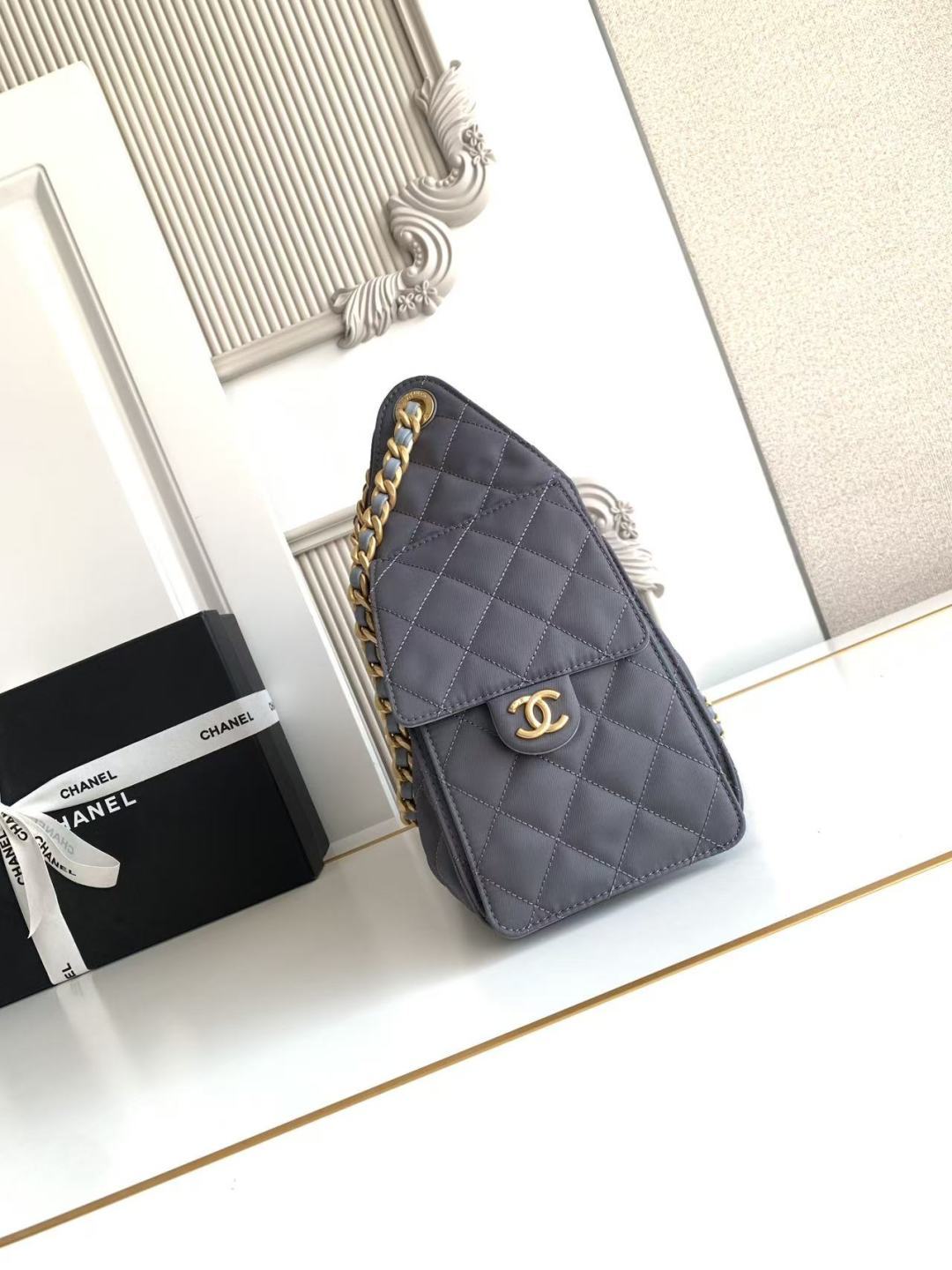 Chanel 25款又一个以年份命名的款 25c布嘻哈包
