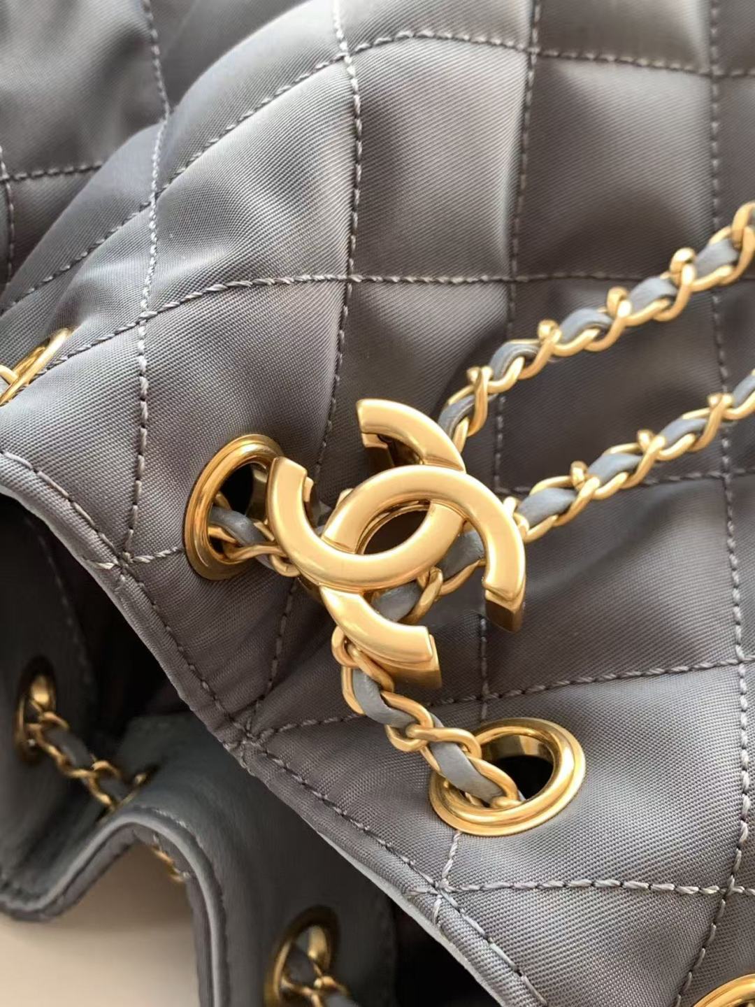 Chanel 25款又一个以年份命名的款 25c布嘻哈包