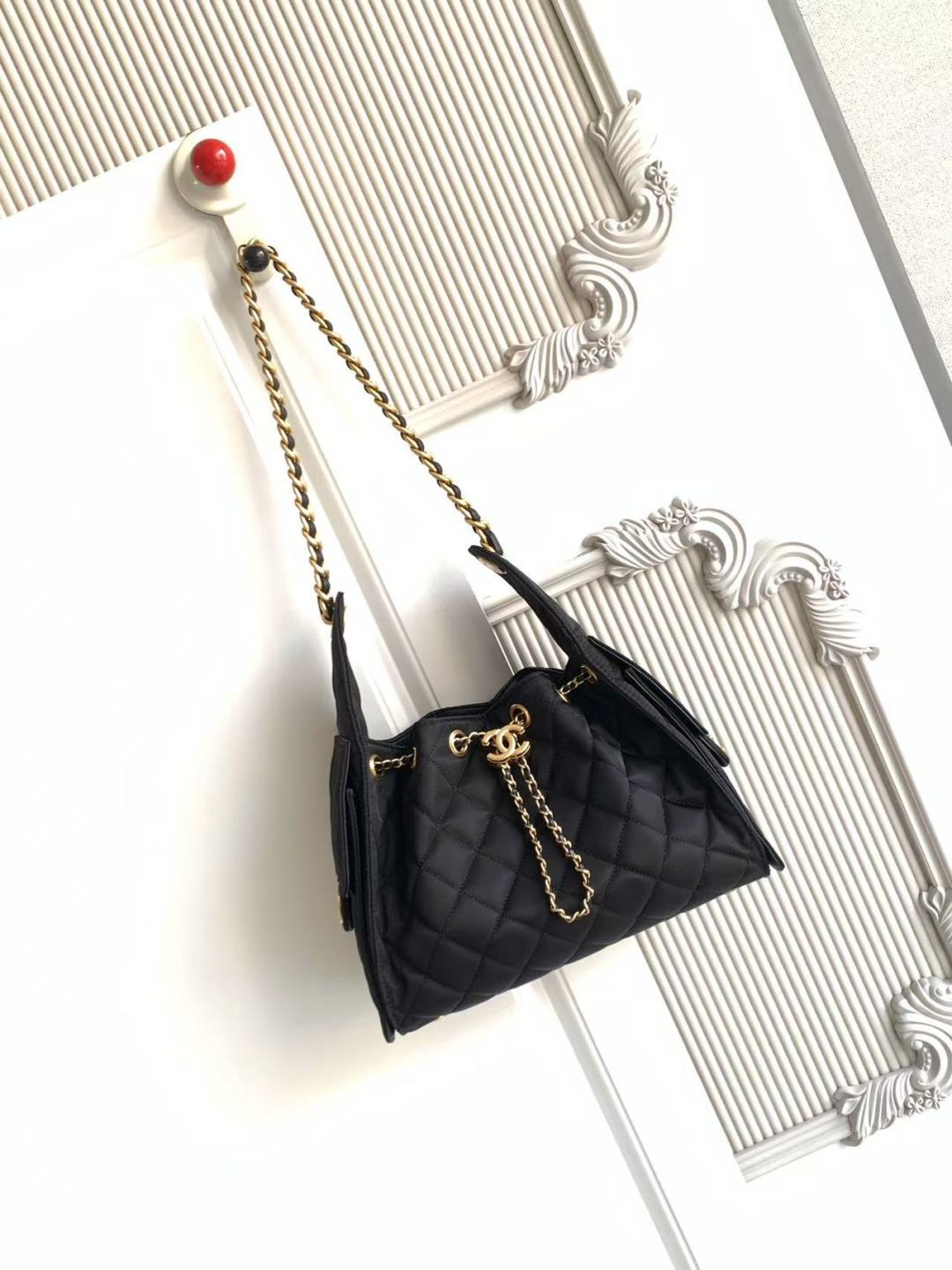 Chanel 25款又一个以年份命名的款 25c布嘻哈包