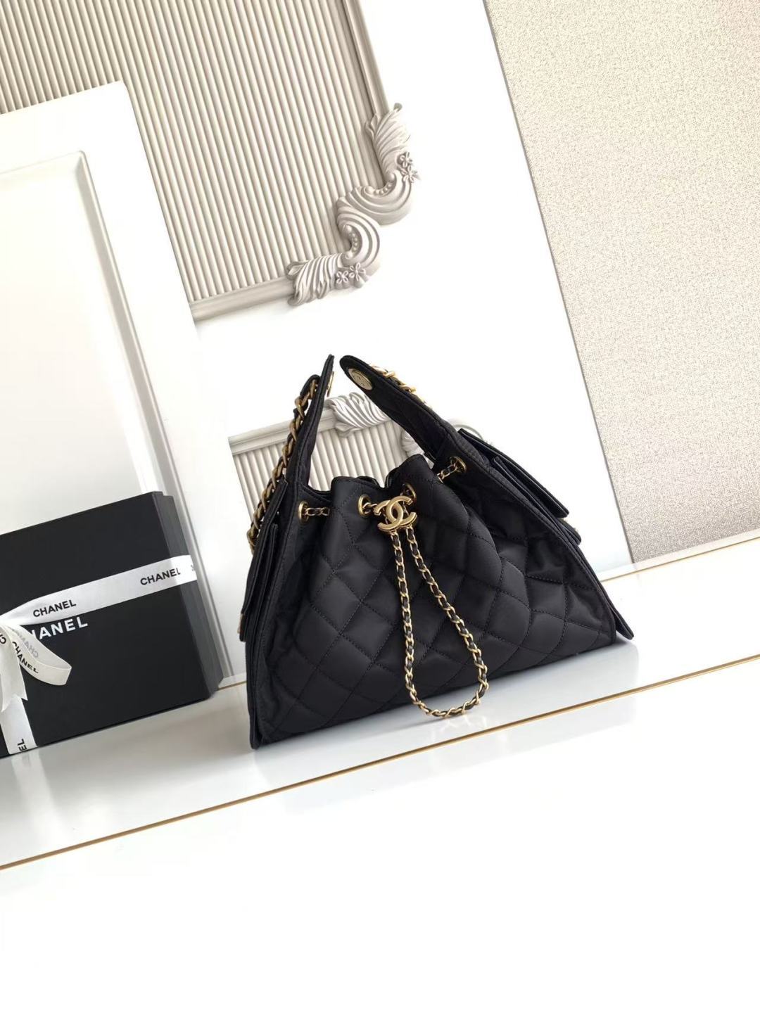 Chanel 25款又一个以年份命名的款 25c布嘻哈包