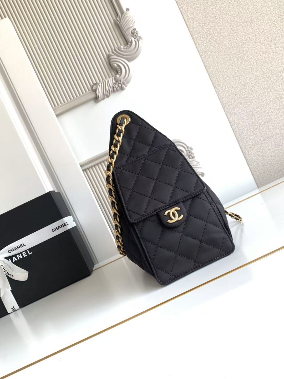 Chanel 25款又一个以年份命名的款 25c布嘻哈包
