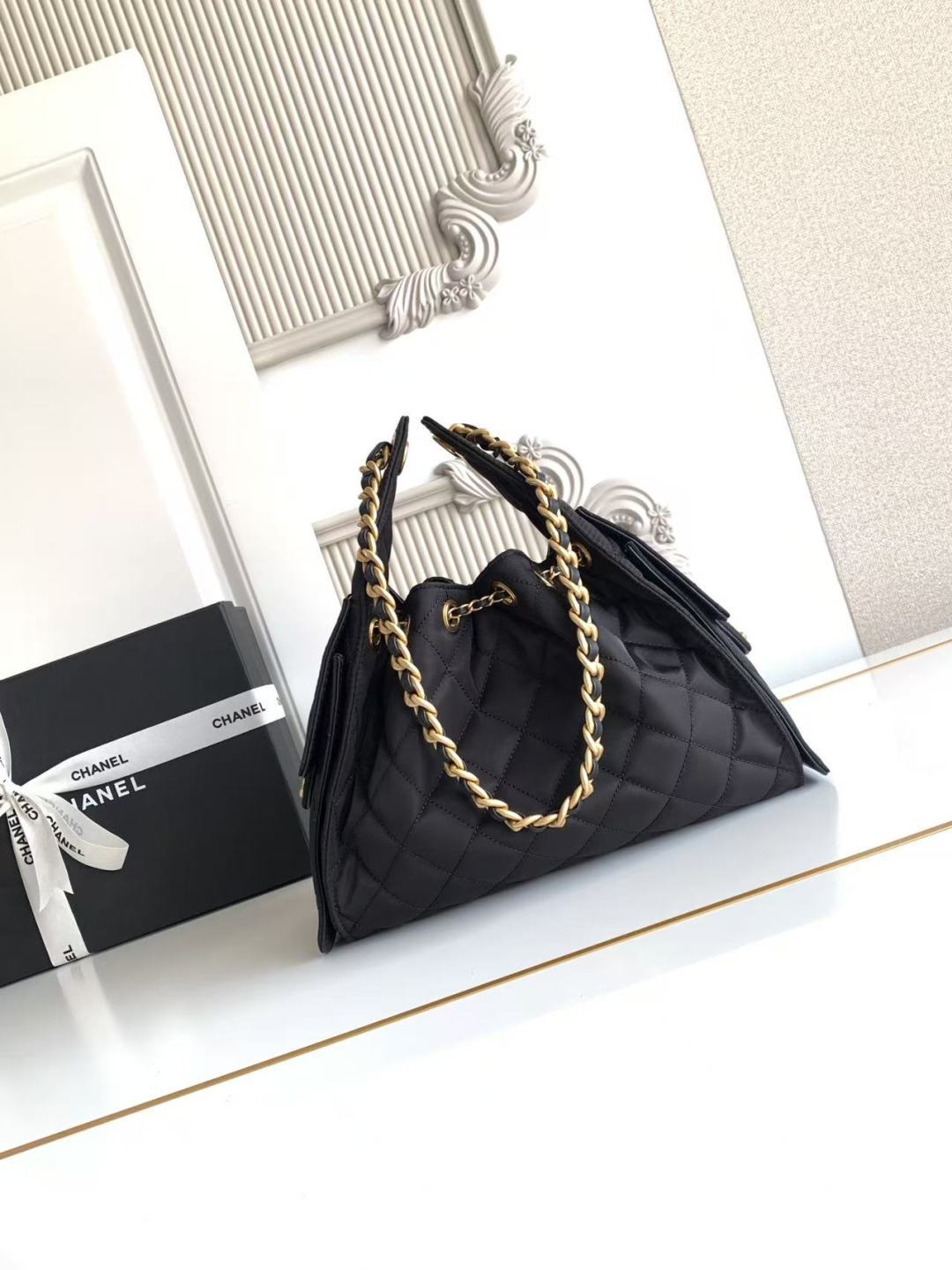 Chanel 25款又一个以年份命名的款 25c布嘻哈包