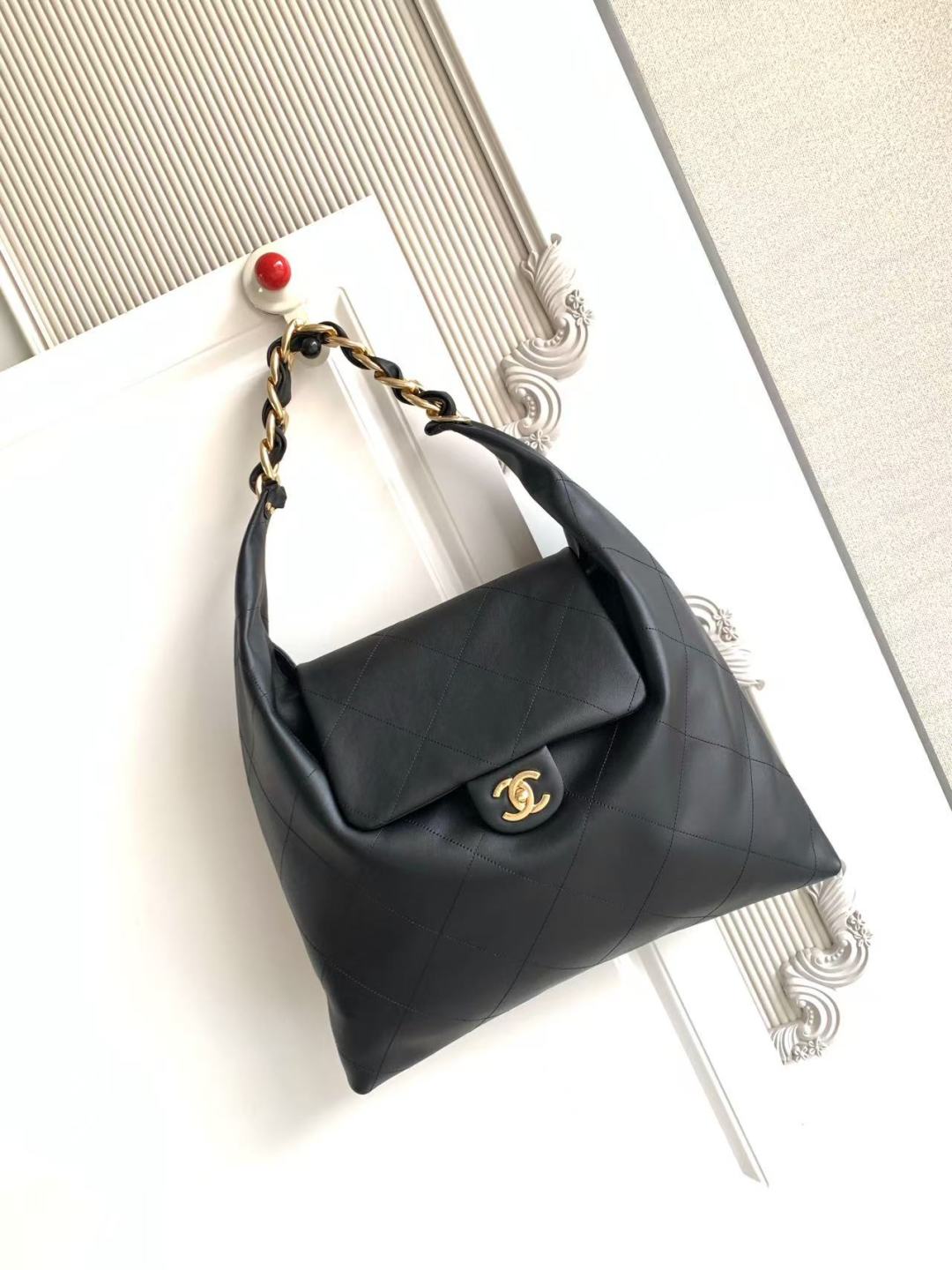 Chanel 25 Hobo Bag, Elegant Quilted Leather Shoulder Bag with Classic Design