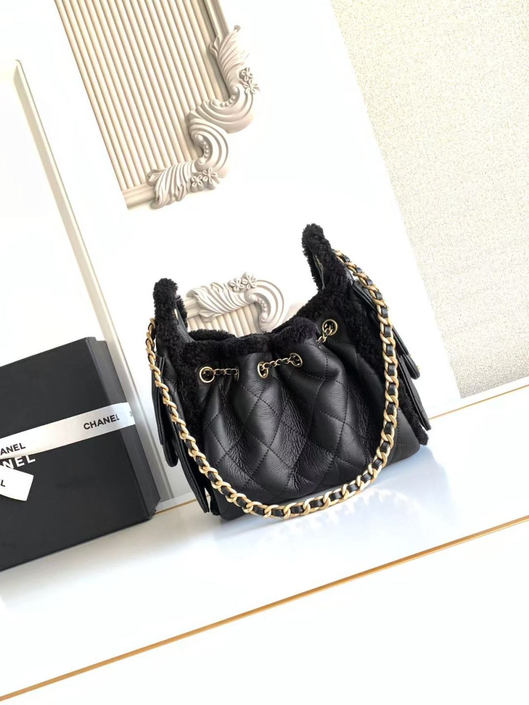 Chanel Style Leather Hobo Bag style reference detail image 3 from source 785913