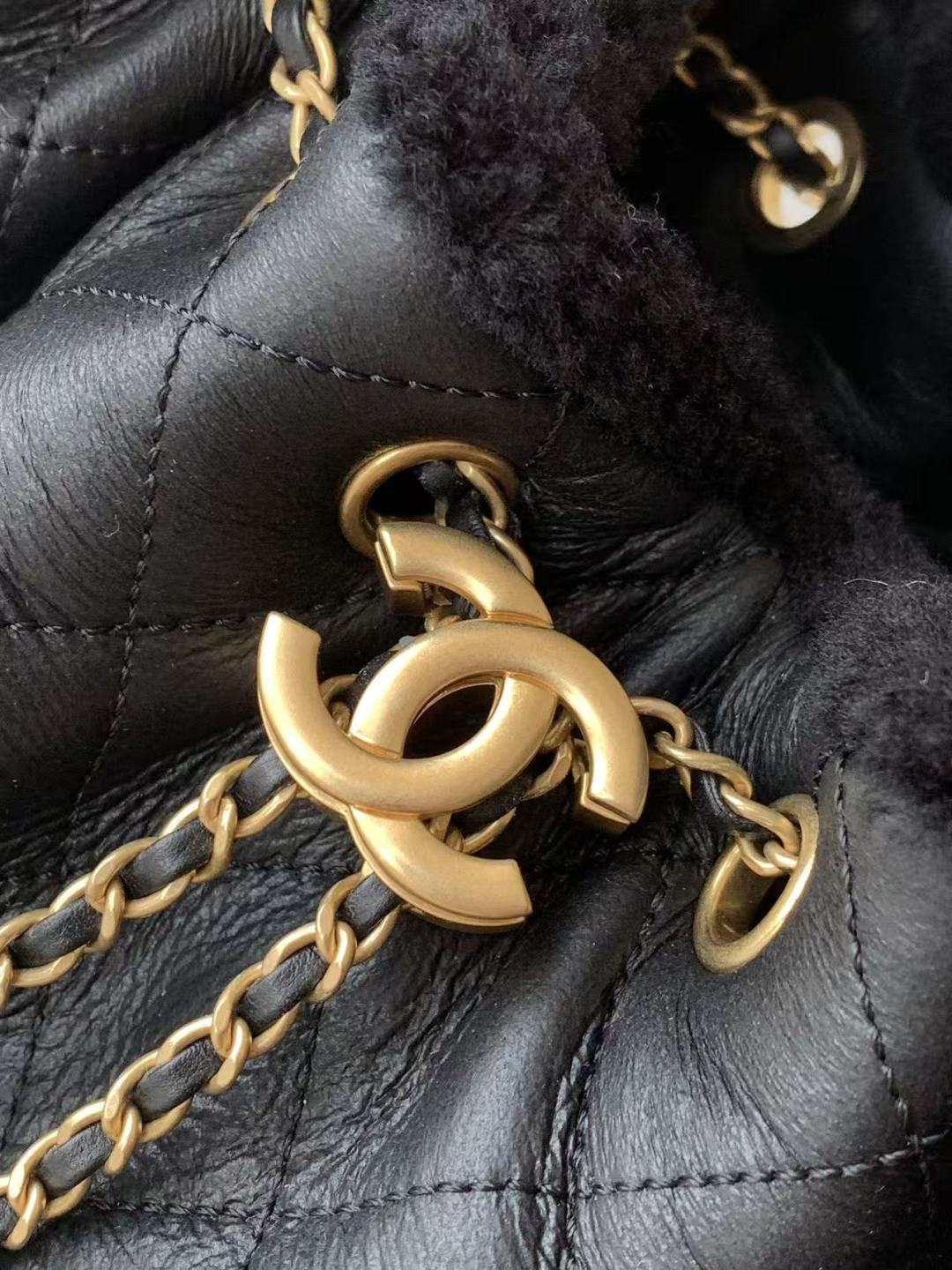 Chanel Style Black Leather Hobo Bag style reference detail image 6 from source 785916