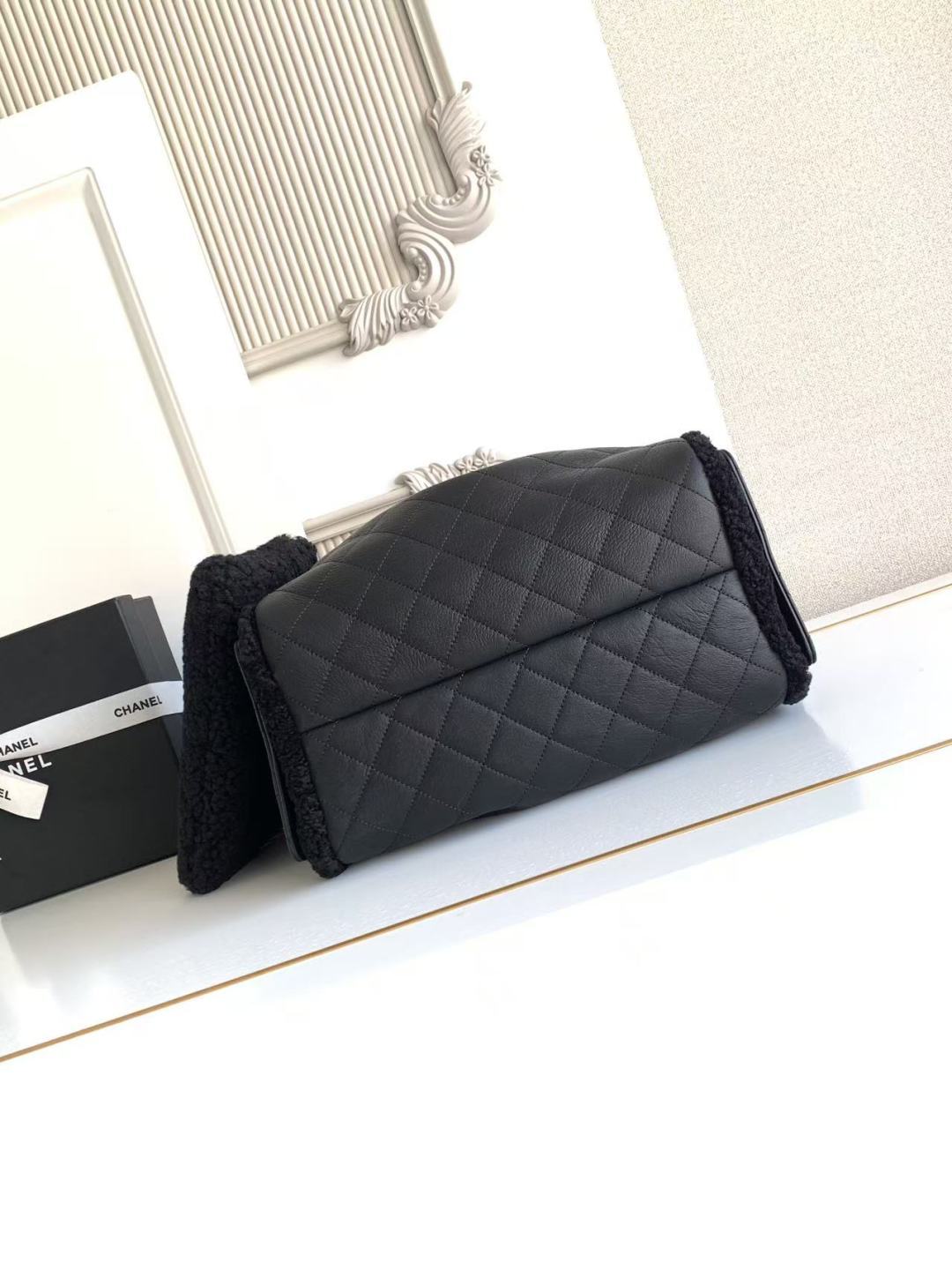 Chanel Style Black Leather Hobo Bag style reference detail image 5 from source 785919