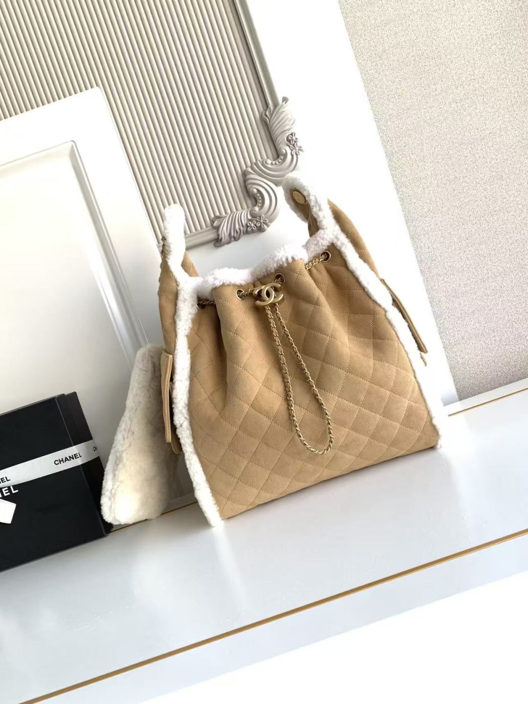Chanel Style Black Leather Hobo Bag Lookbook Reference image 2