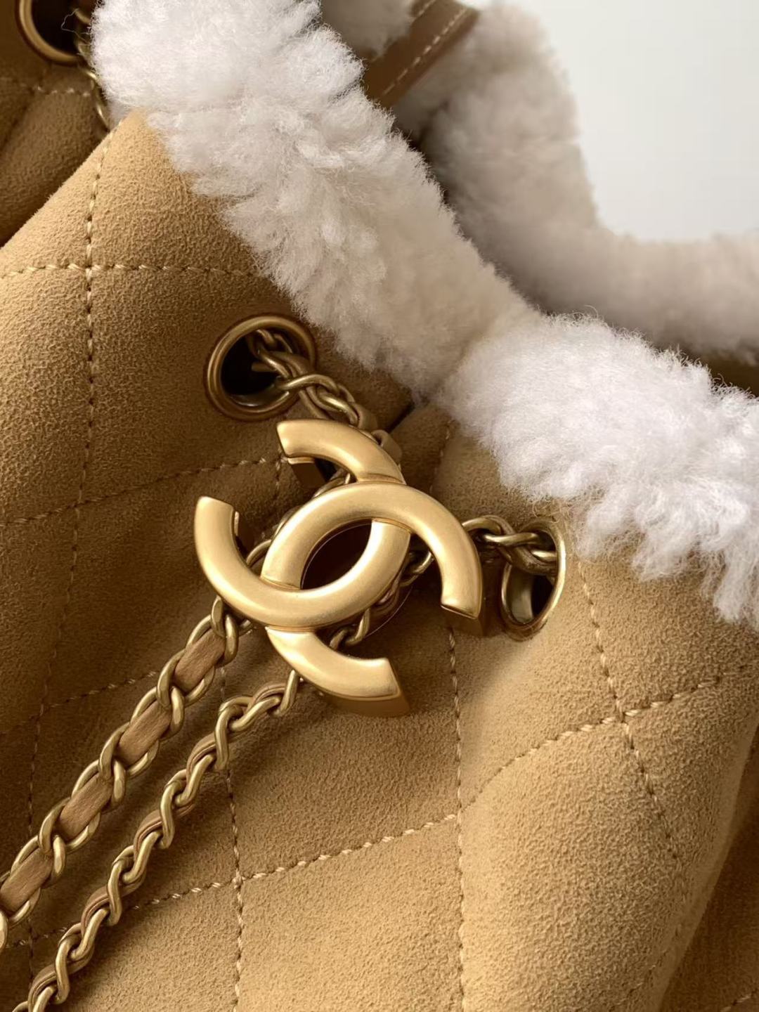 Chanel Style Black Leather Hobo Bag style reference detail image 7 from source 785918