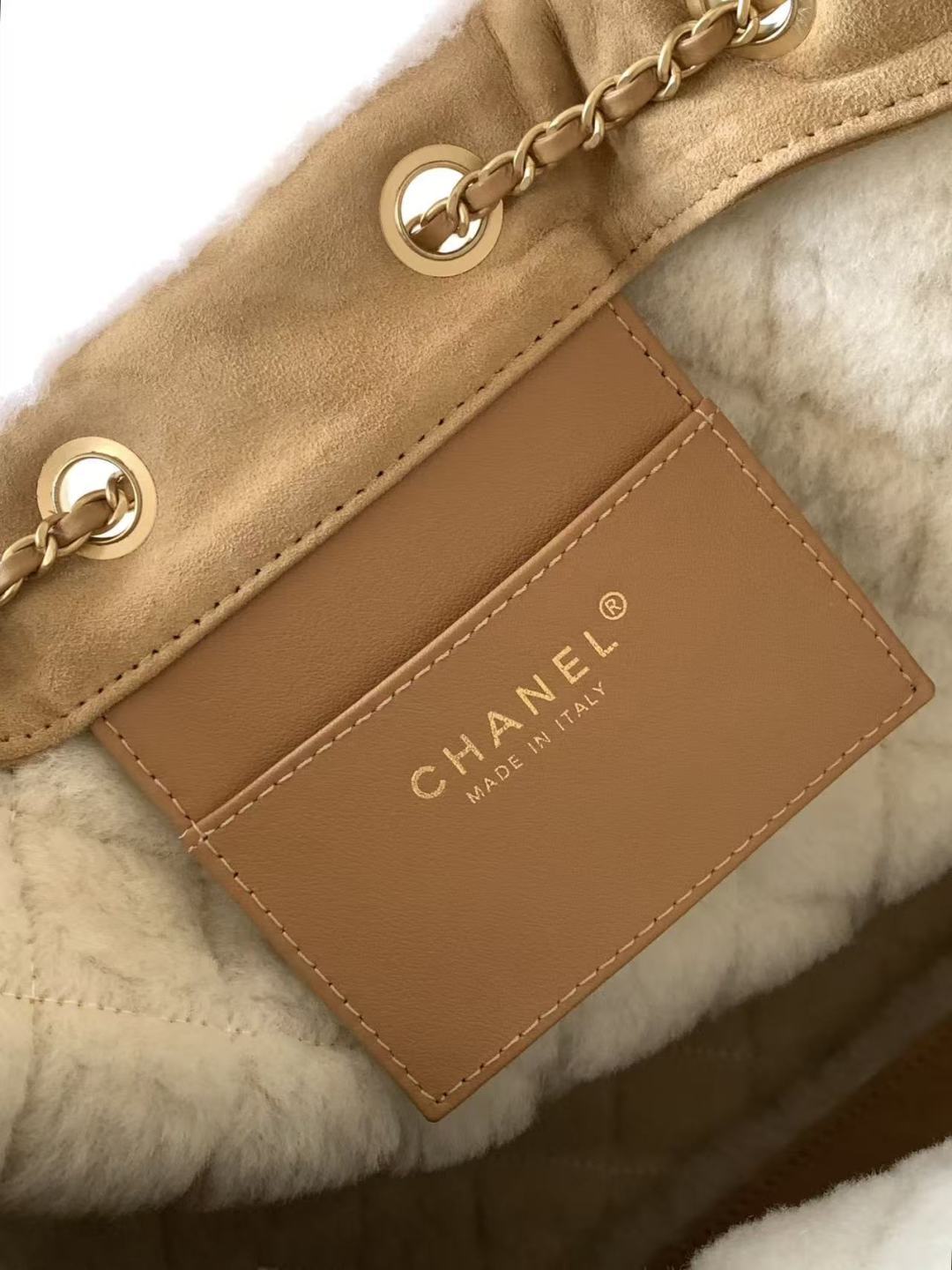 Chanel Style Black Leather Hobo Bag style reference detail image 9 from source 785918