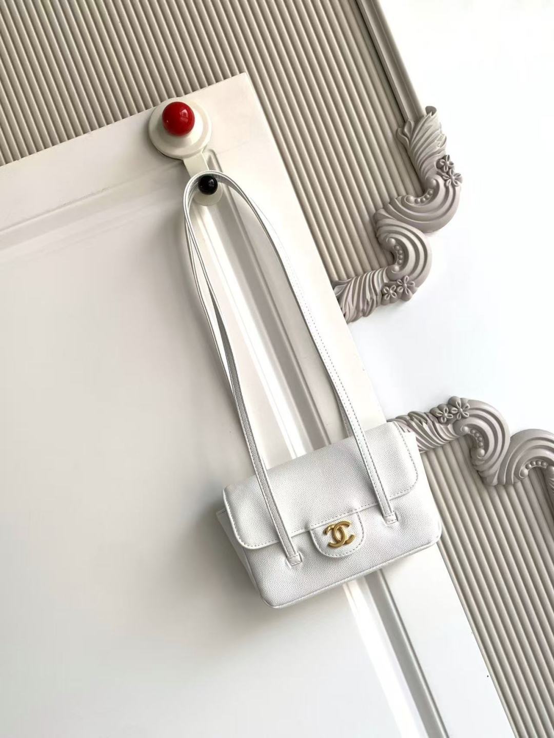 Chanel Style Leather Card Holder Bags detail image 1 from source 776632