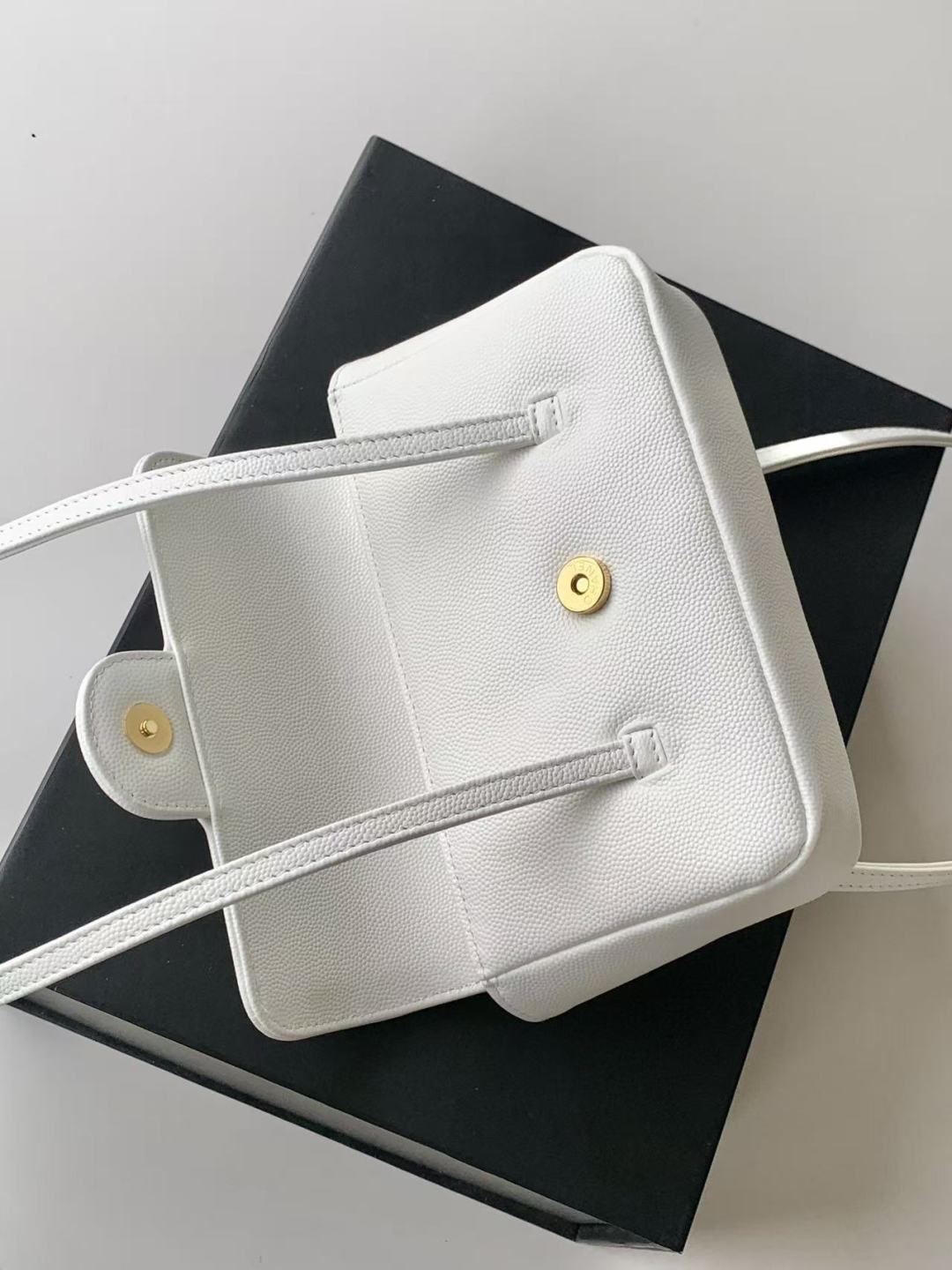 Chanel Style Leather Card Holder Bags detail image 7 from source 776632