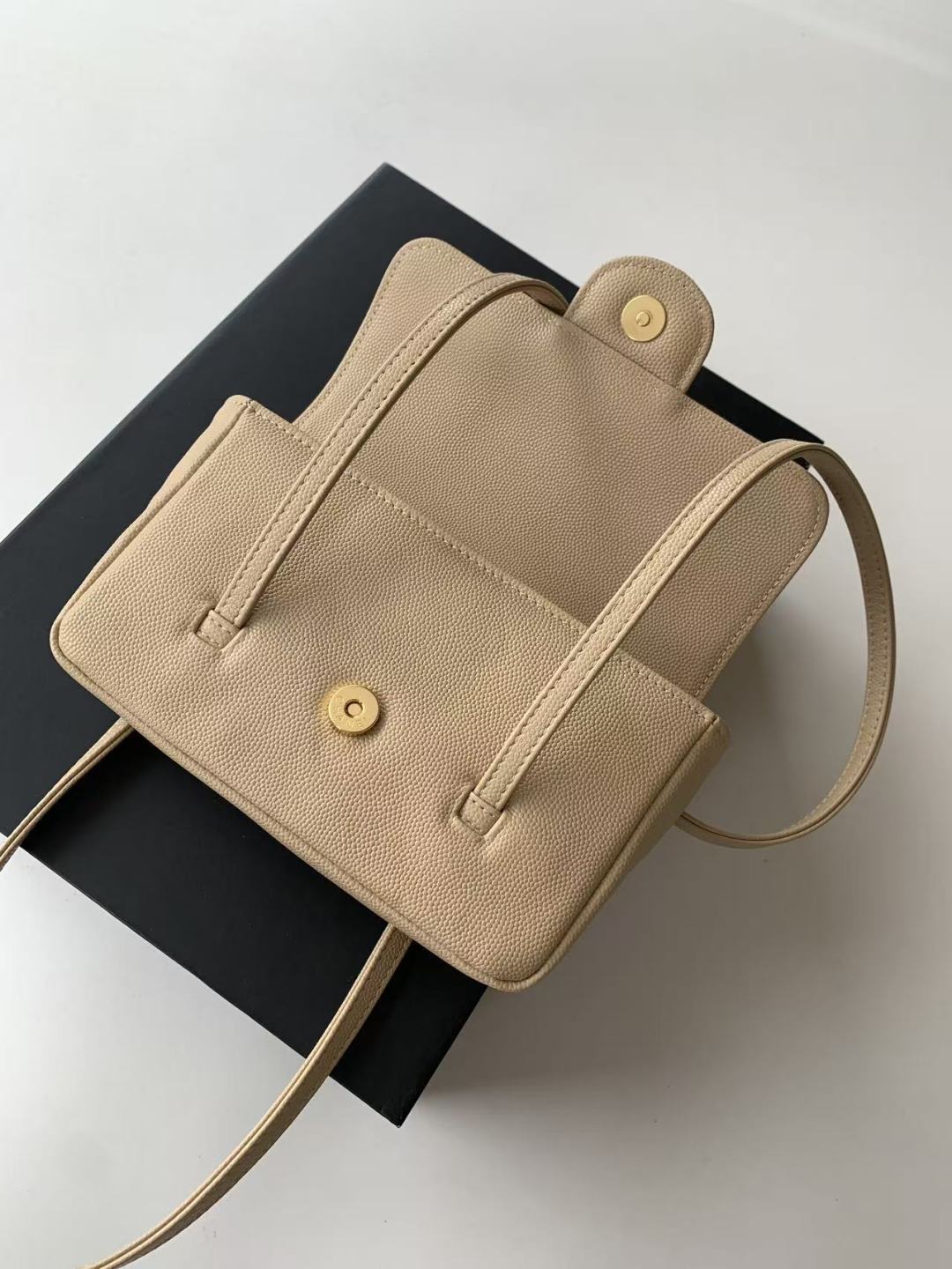Chanel Style Leather Card Holder Bags detail image 7 from source 776634
