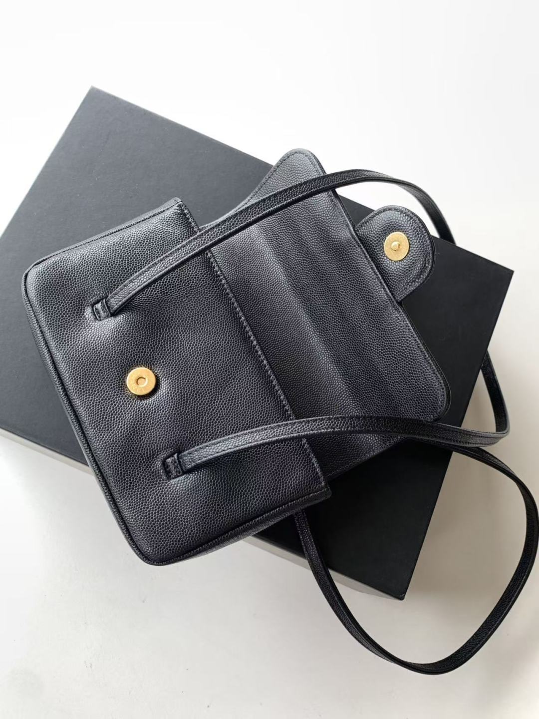 Chanel Style Leather Card Holder Bags detail image 7 from source 776640