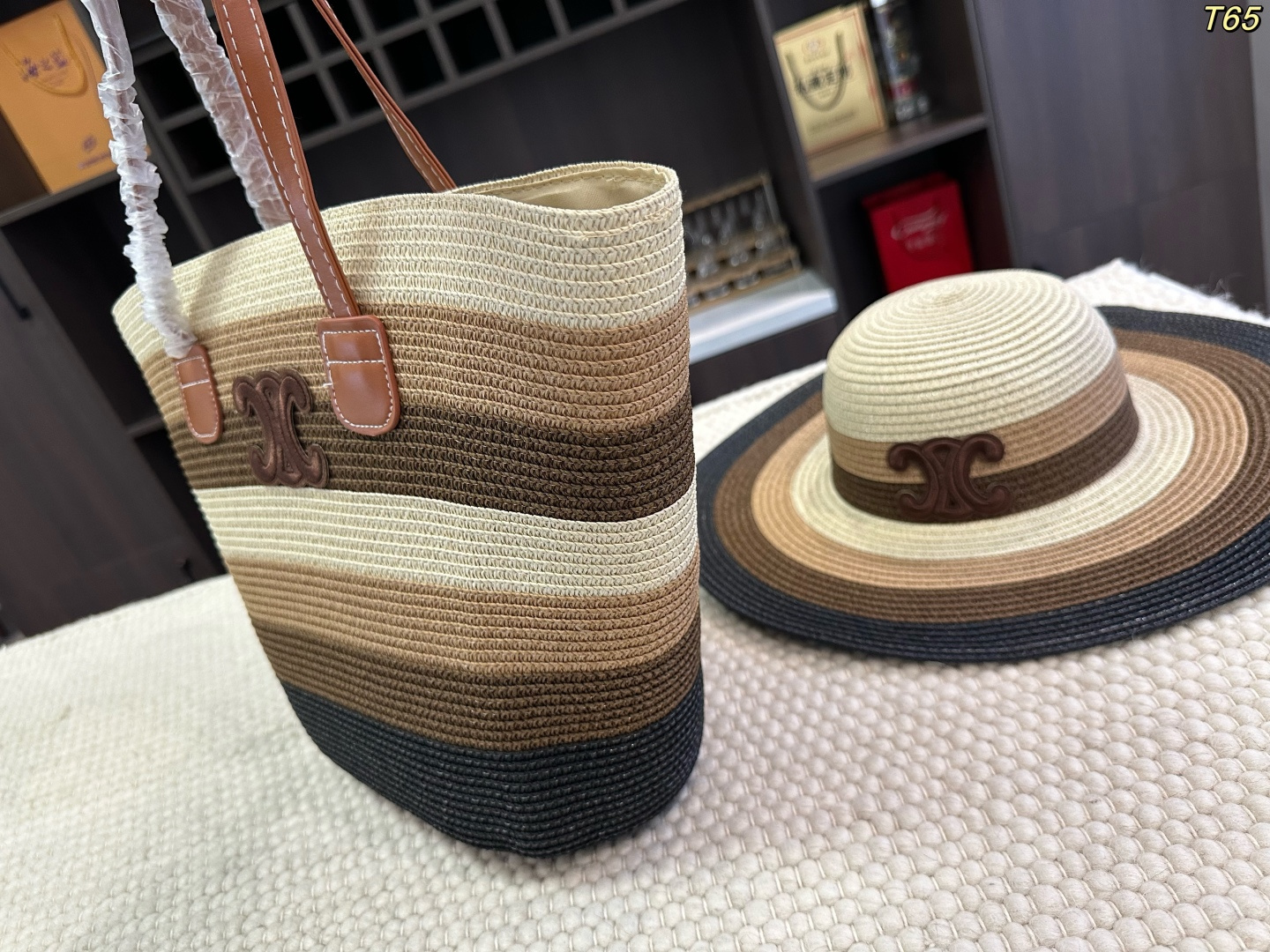Celine-Tasche Keine Box mit Hut — photo 4