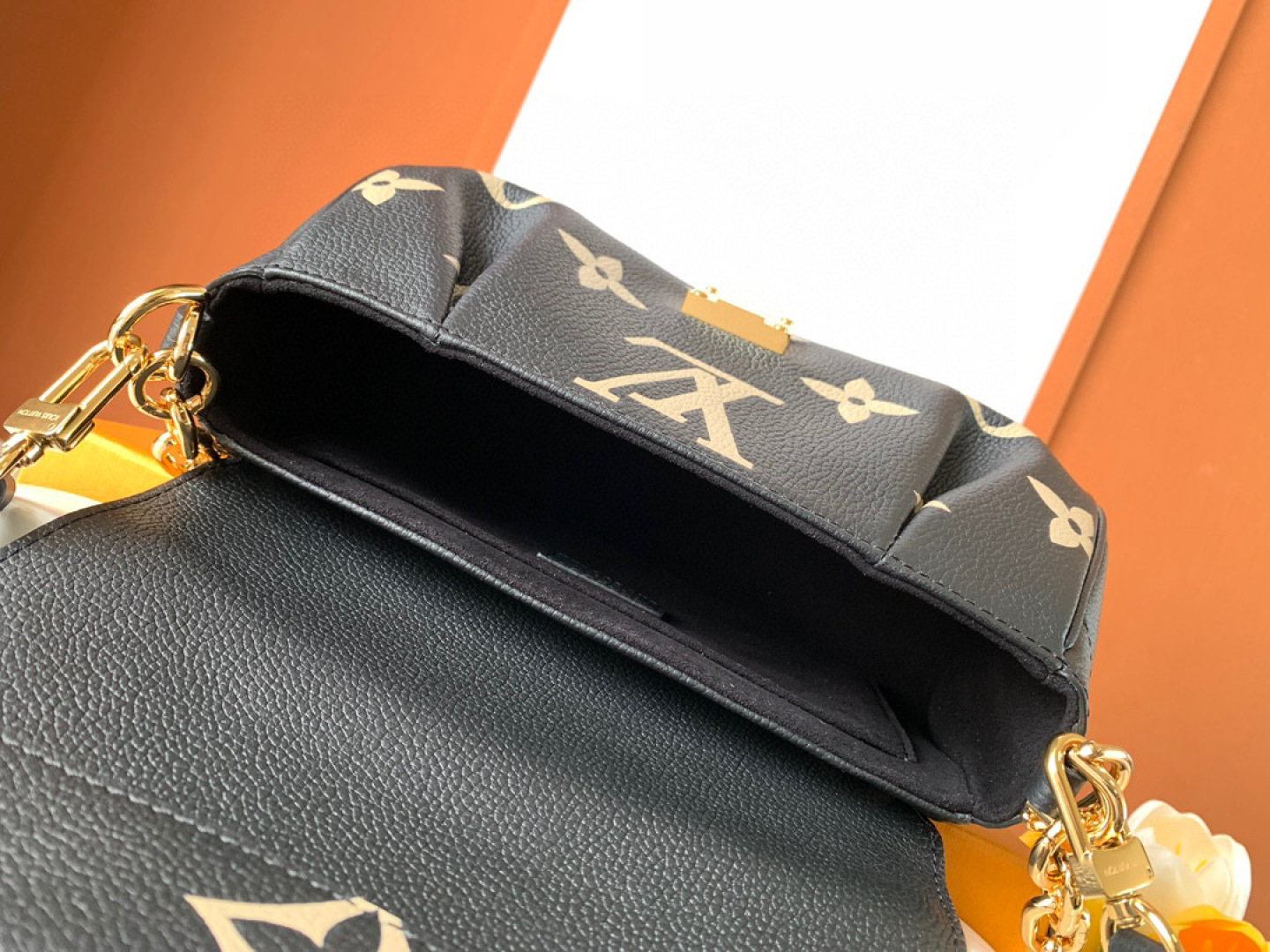 Louis Vuitton Favorite 手袋