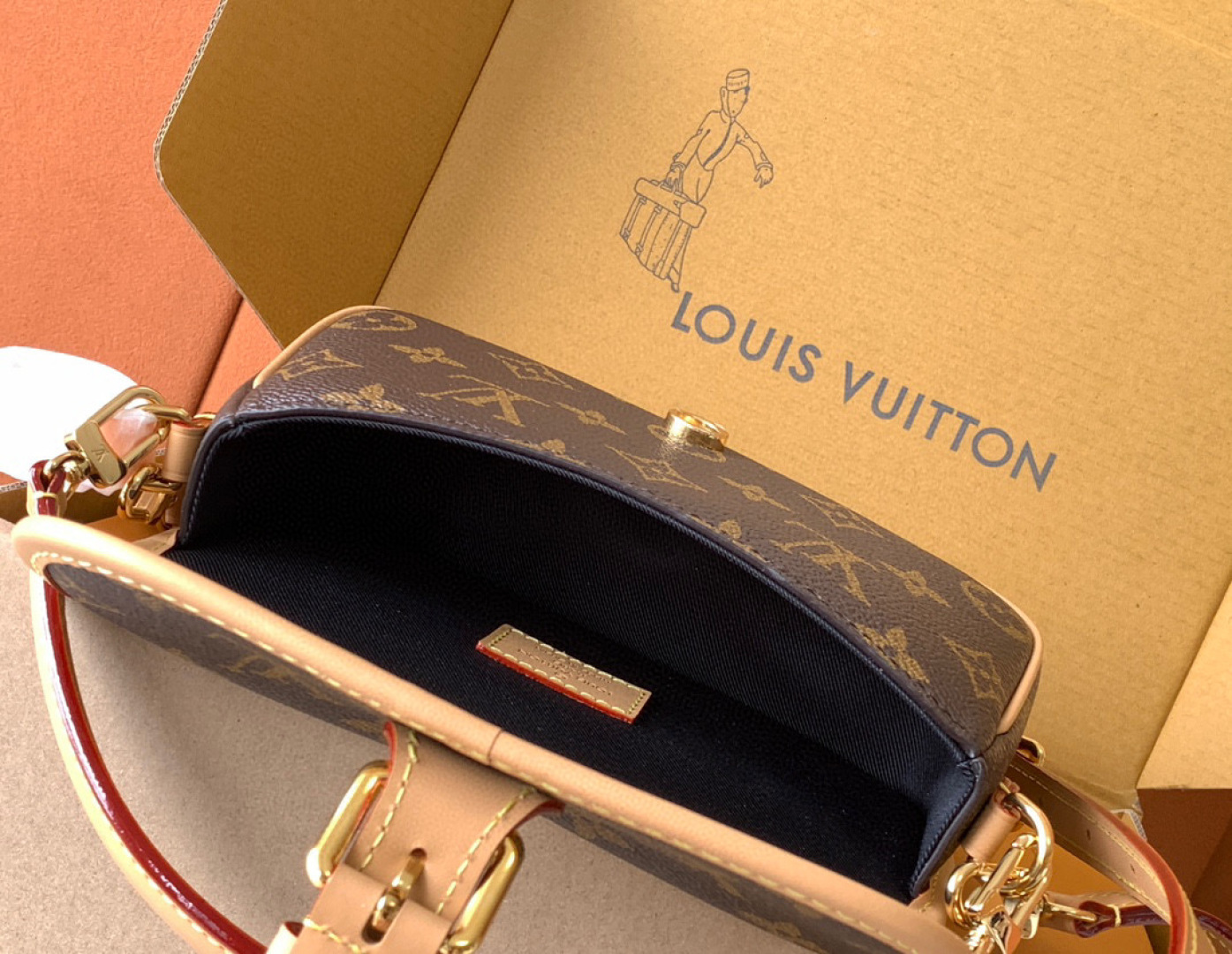 Louis Vuitton 全钢𝐍𝐀𝐍𝐎 𝐃𝐈𝐀𝐍𝐄 手袋# ⃣M83298