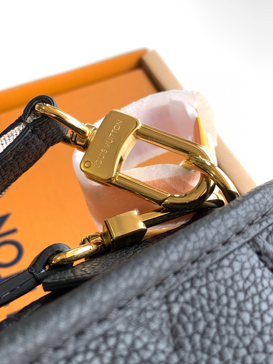 Lacoste Diane 手袋