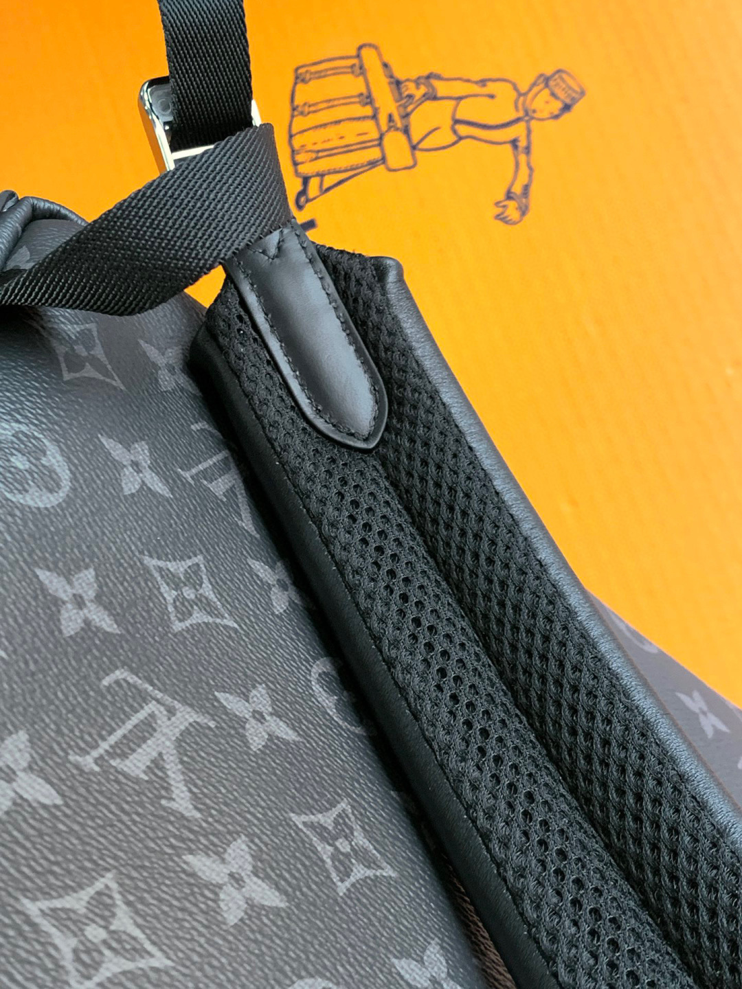 Louis Vuitton MB