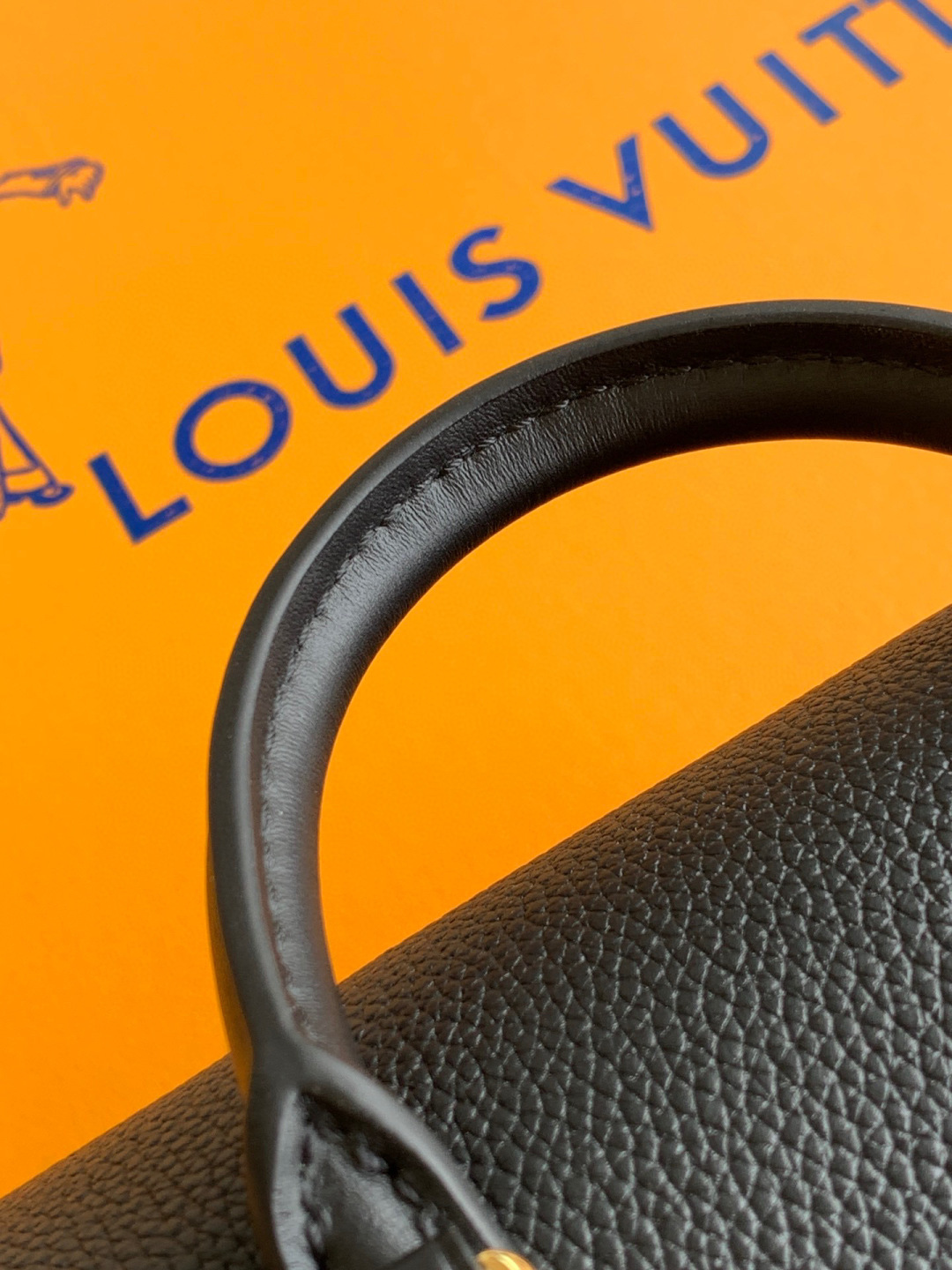 Louis Vuitton M45515【 加强版】Montsouris背包皮料是 代 意大利A级皮料