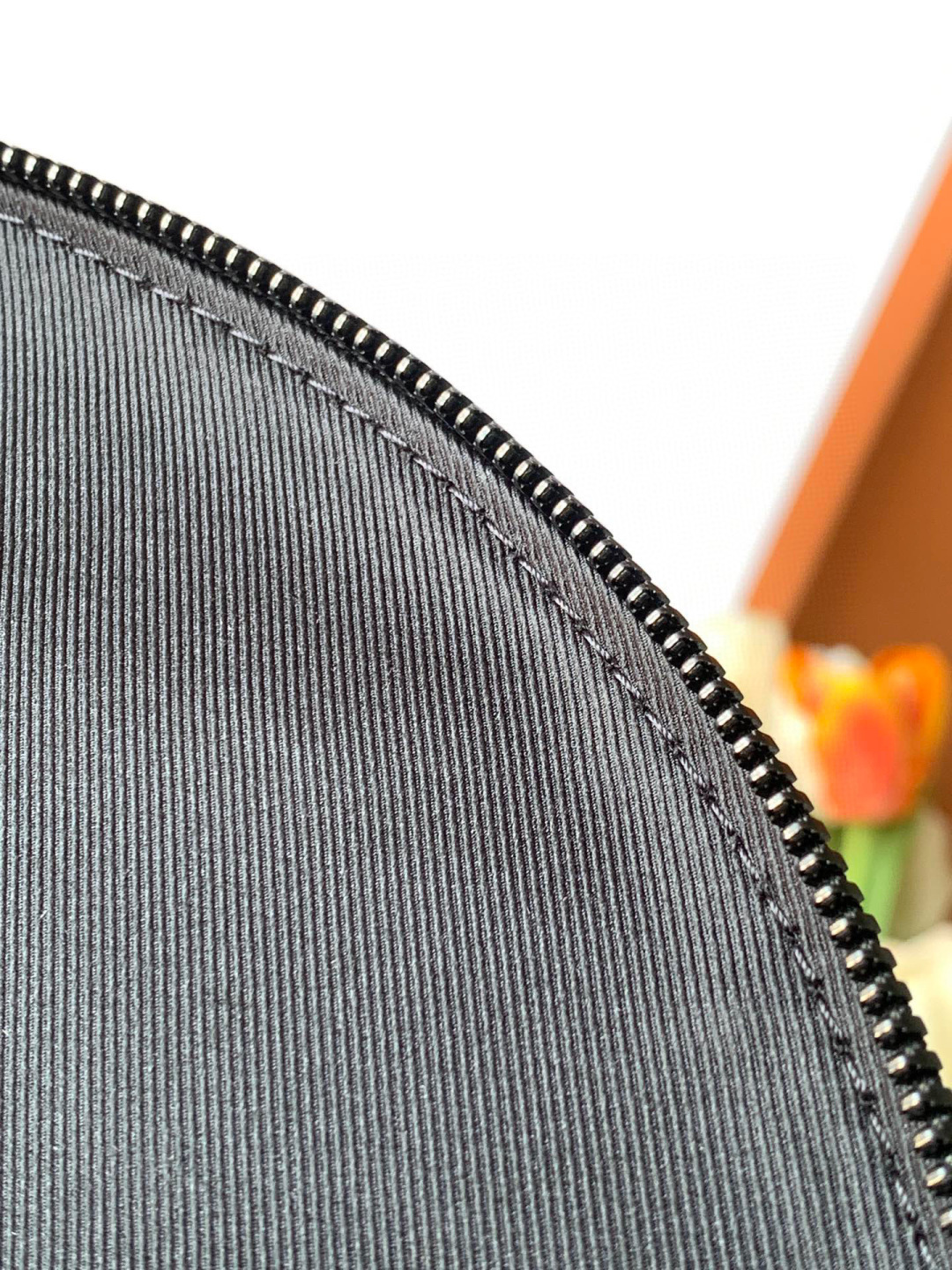 Louis Vuitton LV Aerogram 双肩包