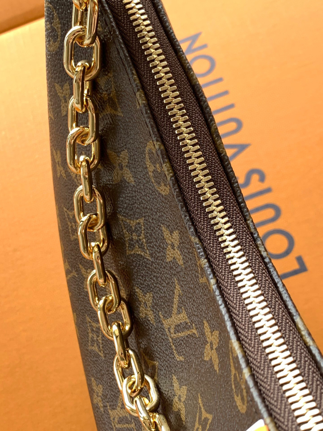 Louis Vuitton 全钢【独家 M15056 】Cookie BB 手袋取材 Monogram 涂层帆布