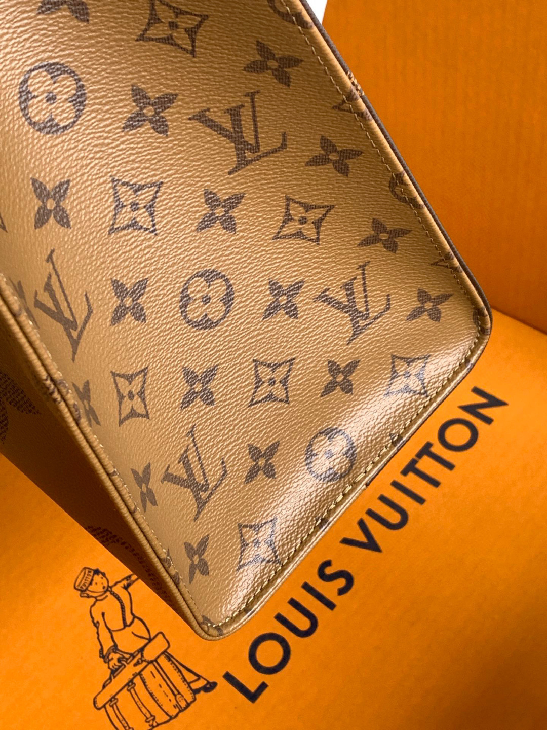 Louis Vuitton Onthego 中号手袋
