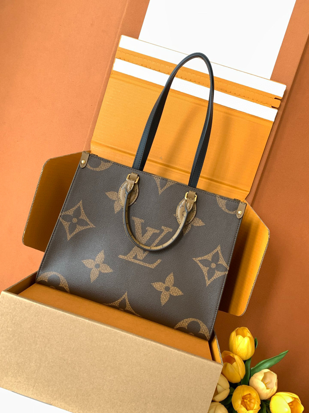 Louis Vuitton Onthego 中号手袋