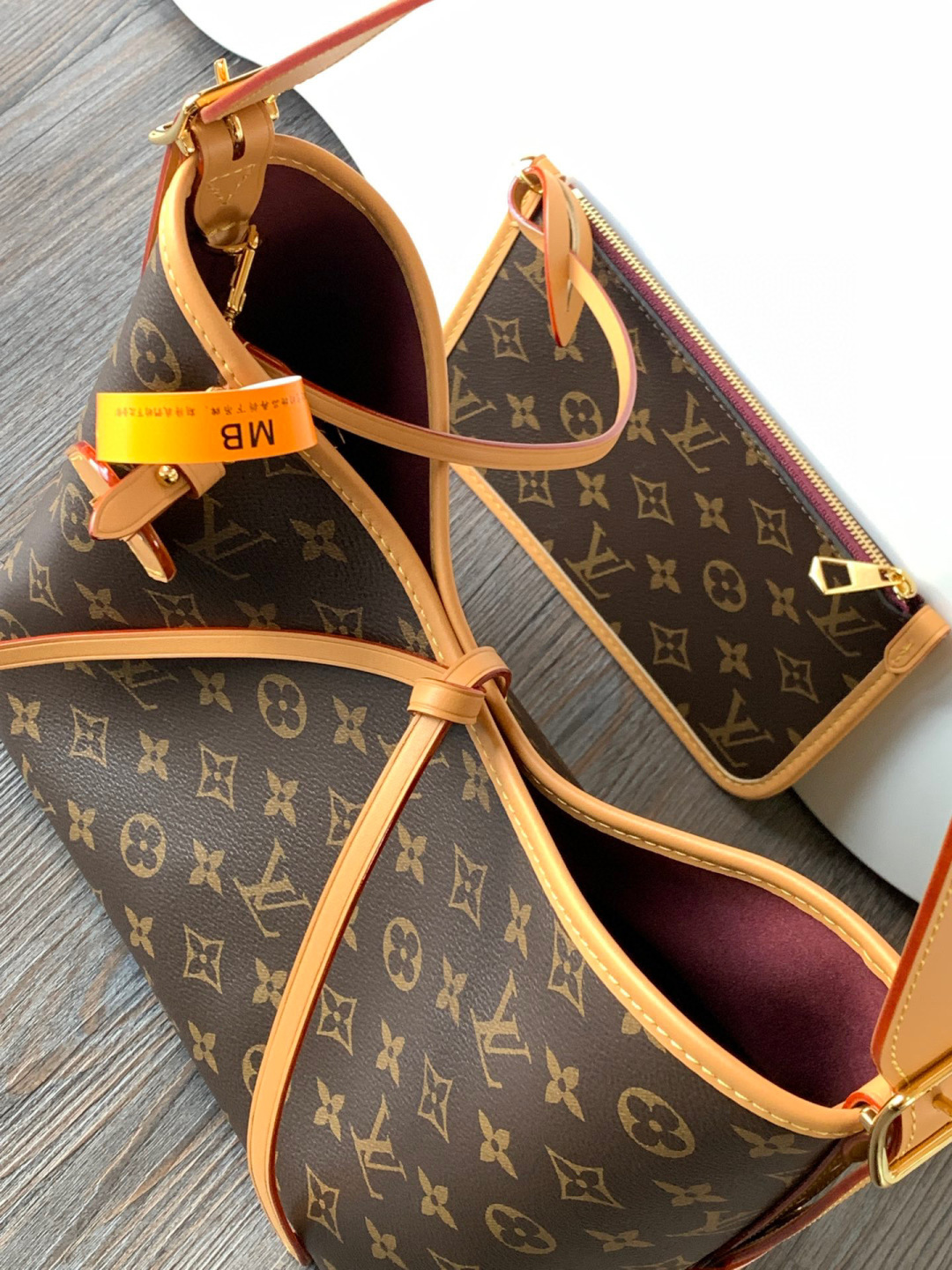 Louis Vuitton CARRYALL小号手袋