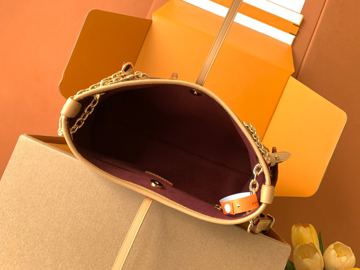 Louis Vuitton M13014【 加强版】CarryAll BB手袋皮料是 代 意大利A级皮料