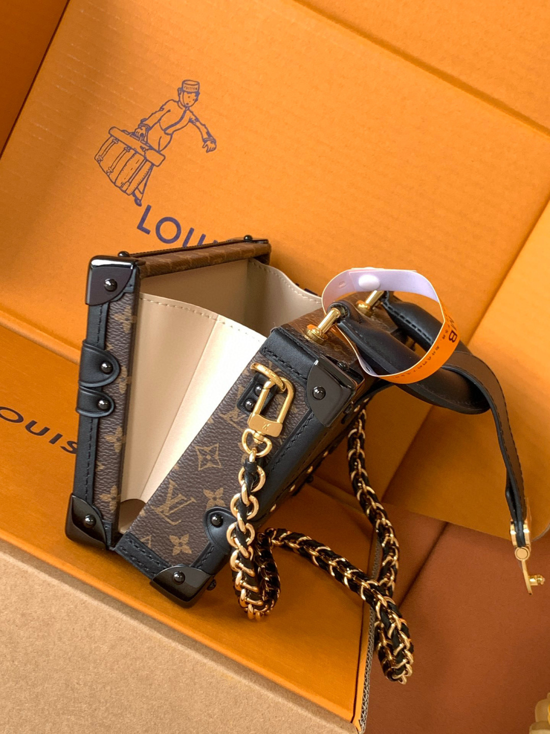 Louis Vuitton 全钢M46755老花（对版） 盒子包箱子系列