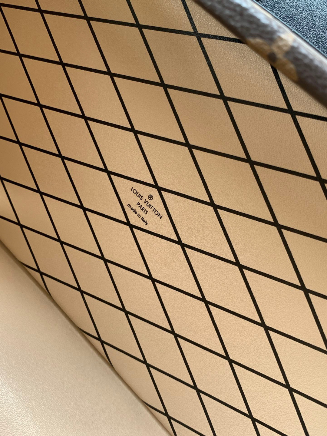 Louis Vuitton 全钢M46755老花（对版） 盒子包箱子系列